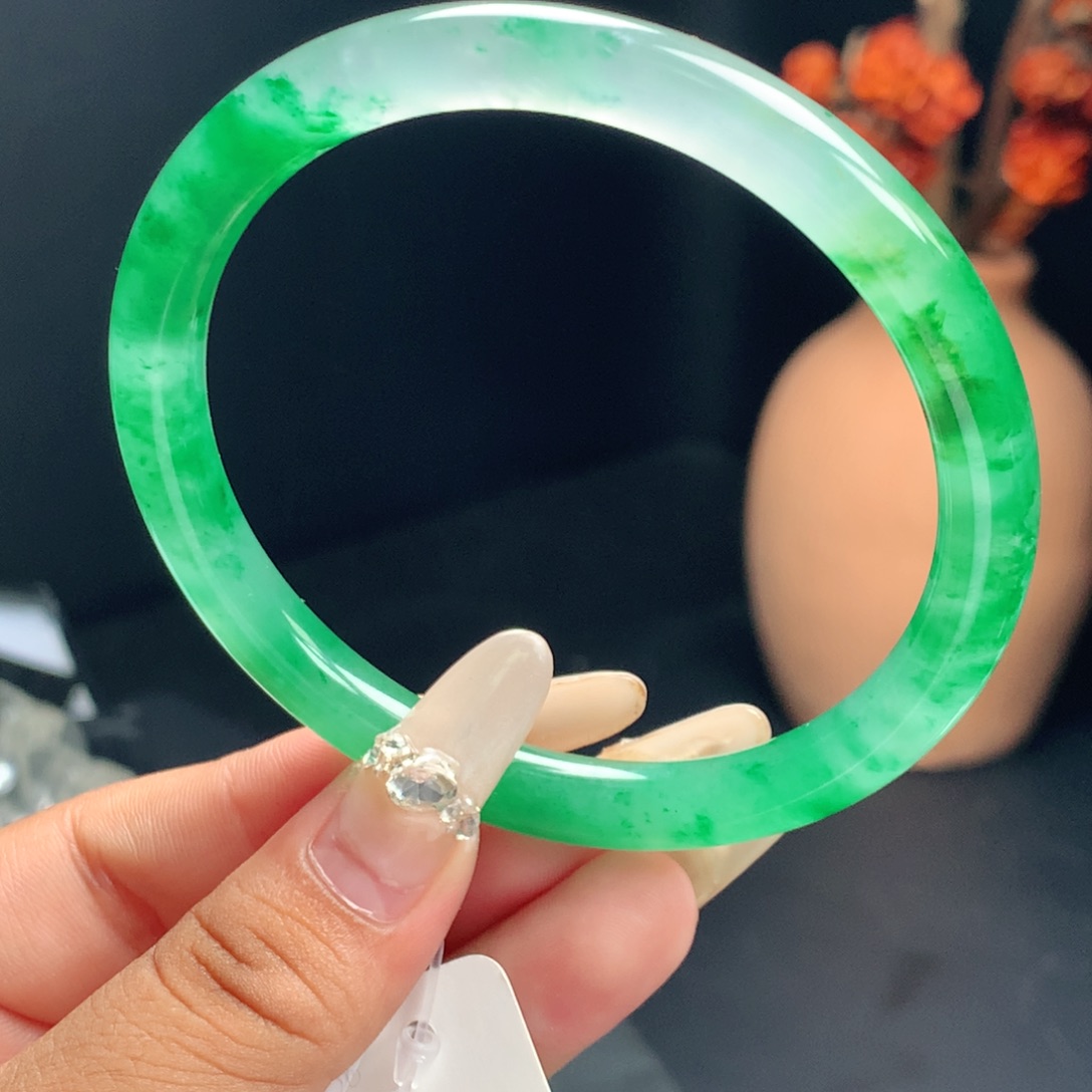 未镶嵌62石英质玉