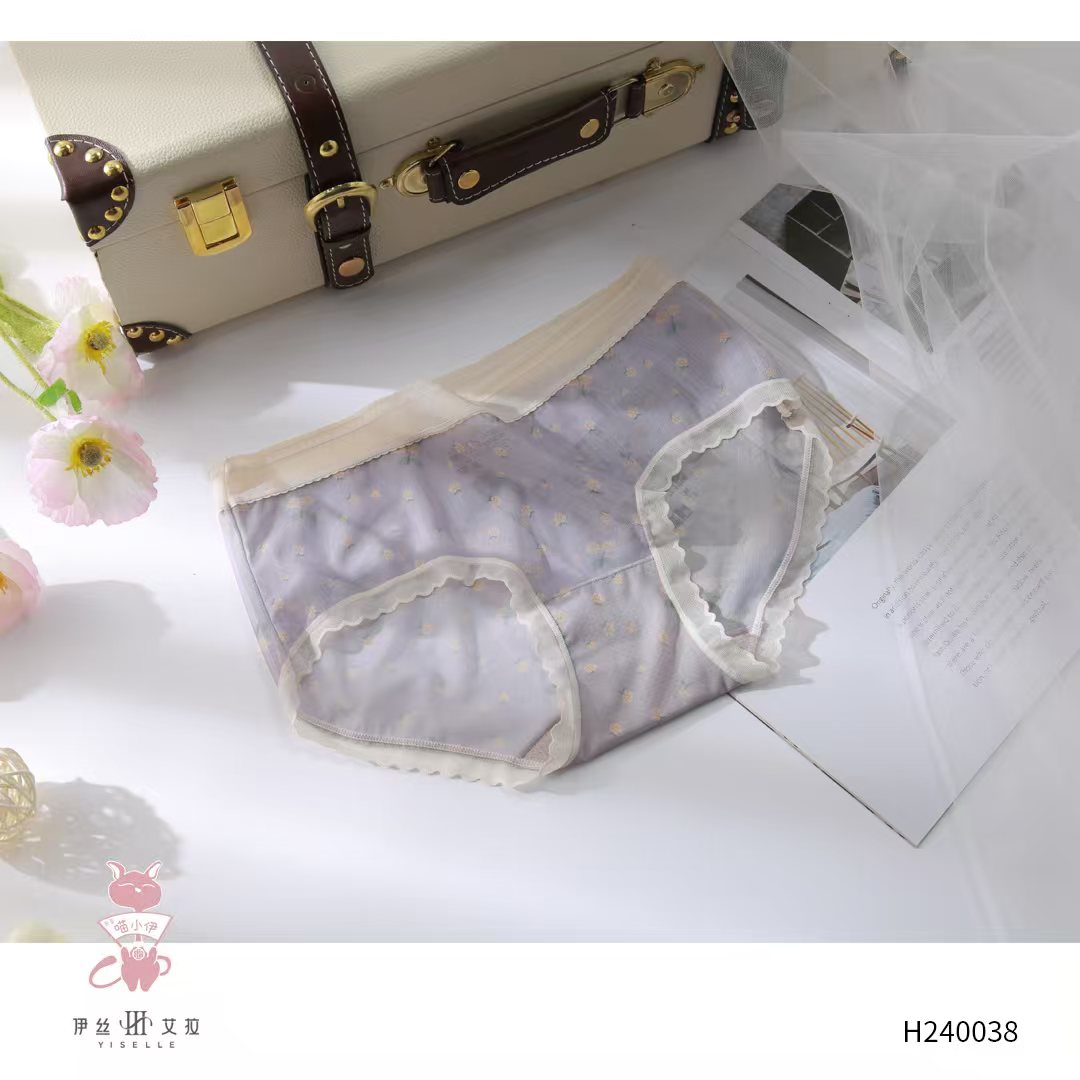 底裤透气爱心内裤蕾丝女三角内裤薄款日式无痕碎花随机一条