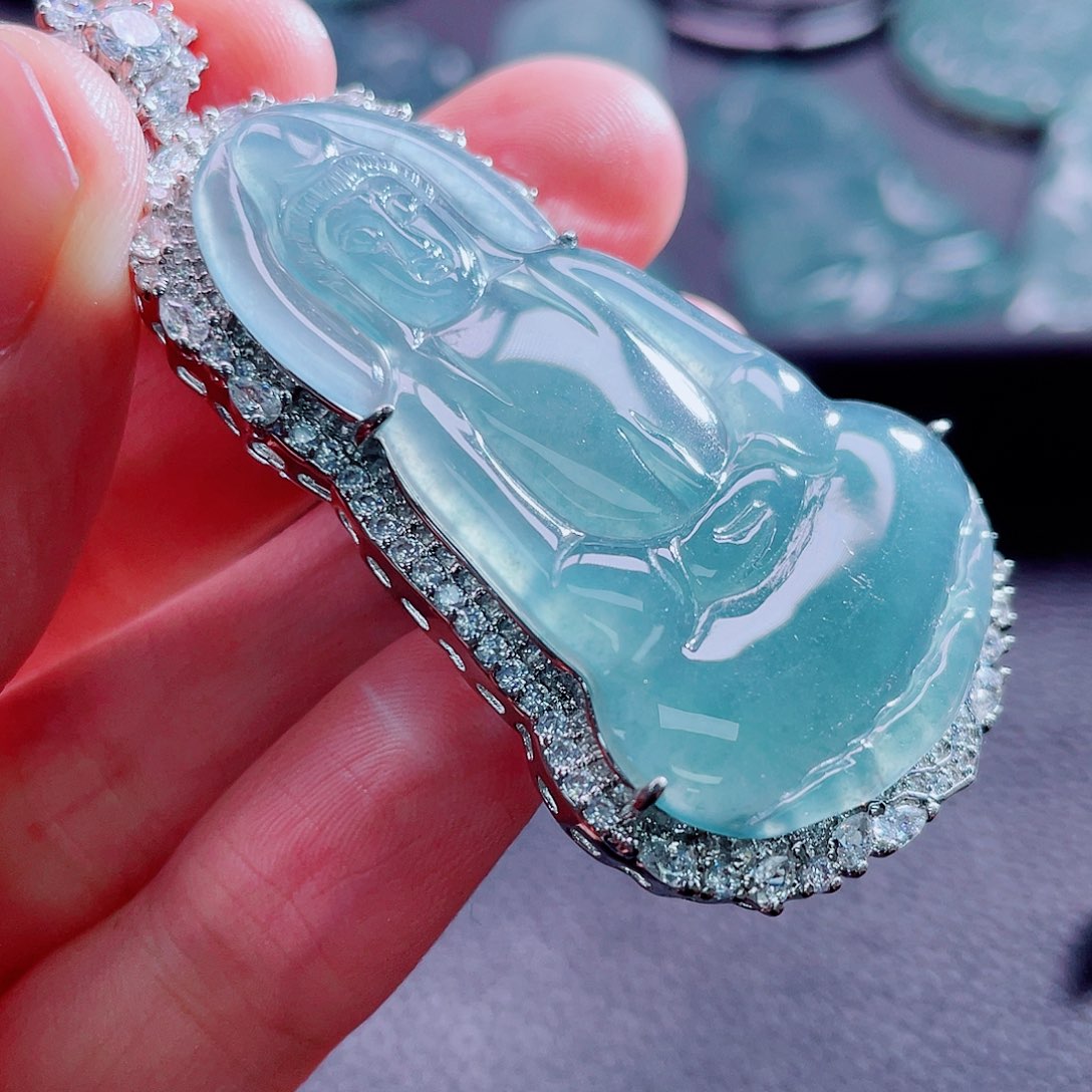 翡翠颈饰未镶嵌858585858