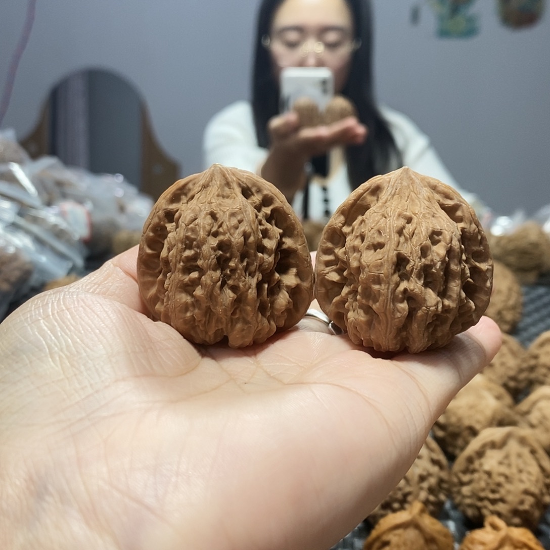 桃核吊坠凹底40黄