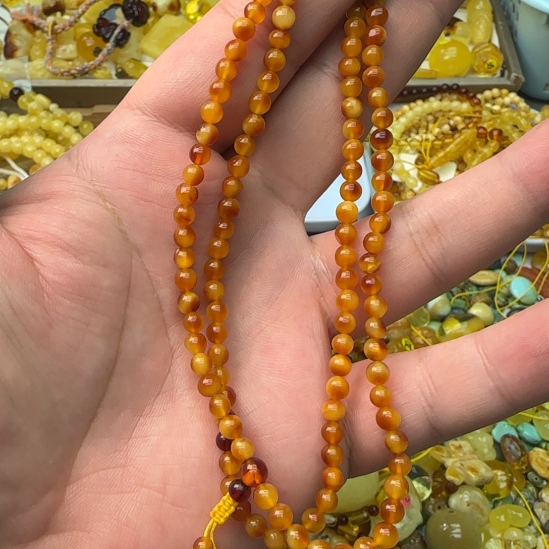 琥珀未镶嵌裸石7.1克