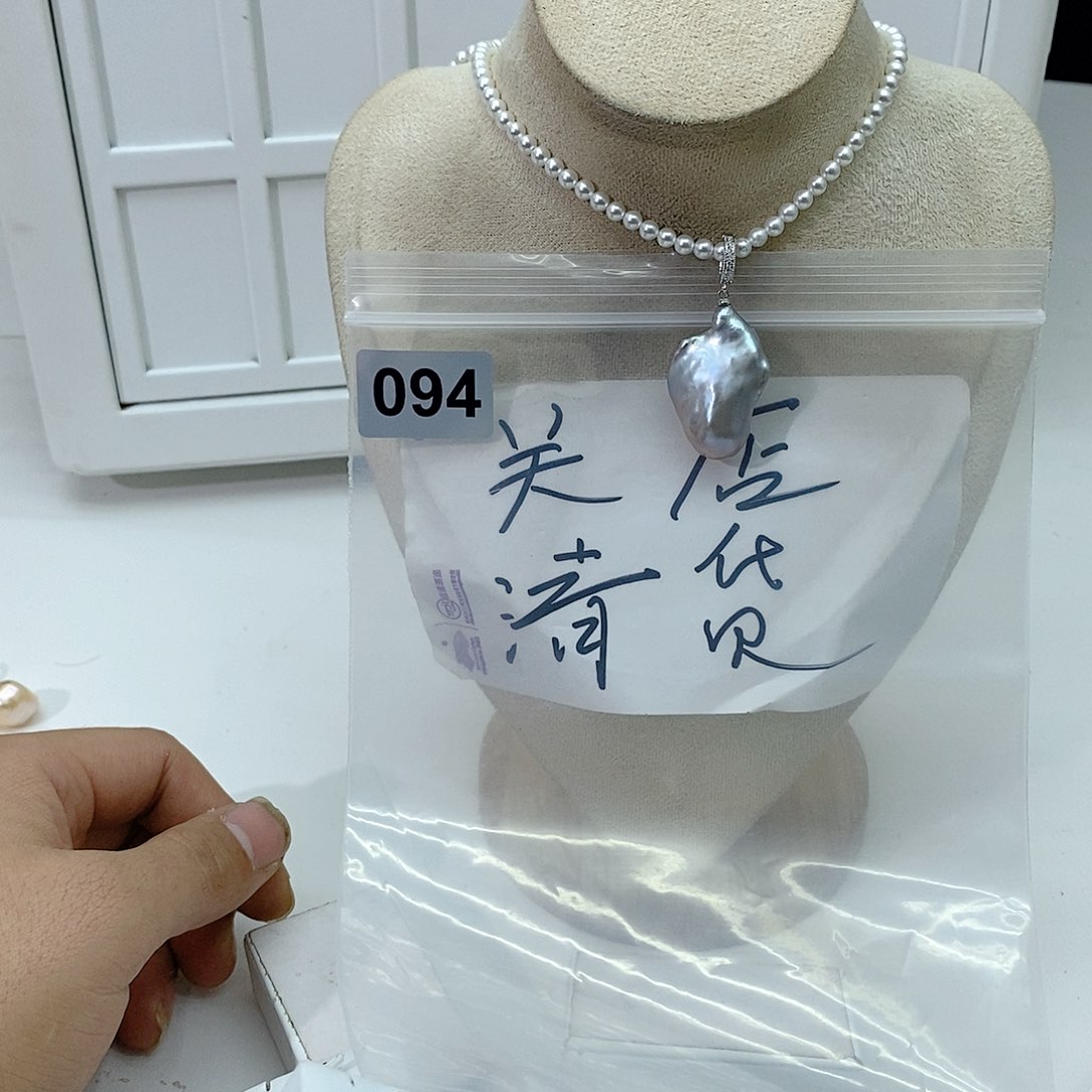 淡水珍珠颈饰合金