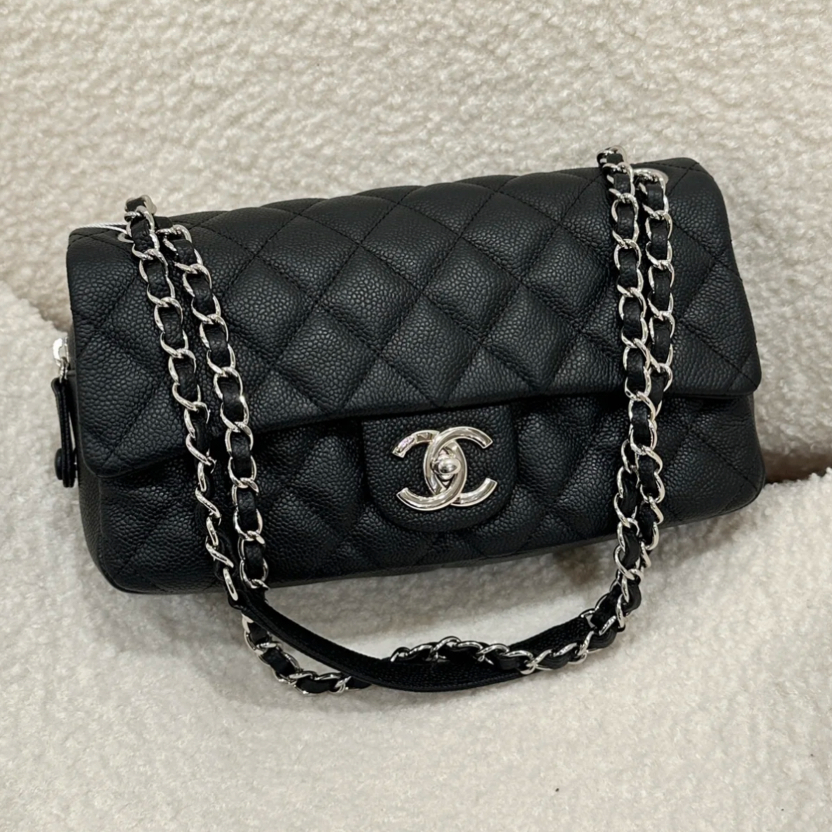 95新 Chanel/香奈儿 黑银荔枝皮easy flap包 卡标齐