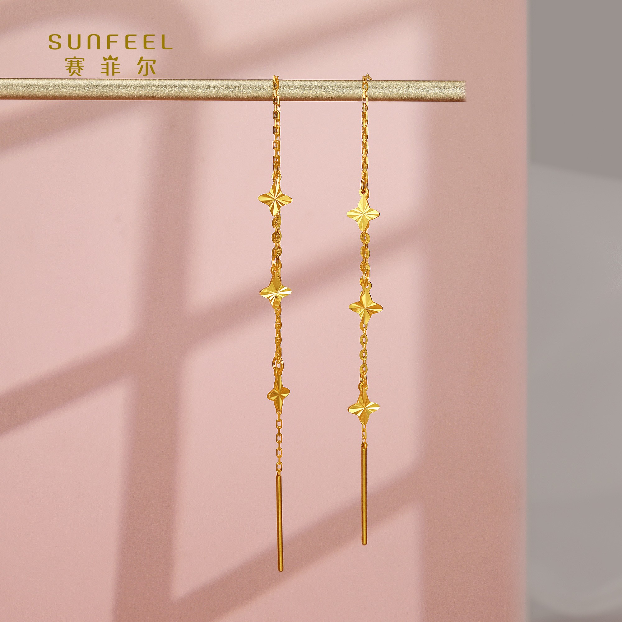 SUNFEEL/赛菲尔【十四店】足金5G时尚幸运草耳线5GE01144