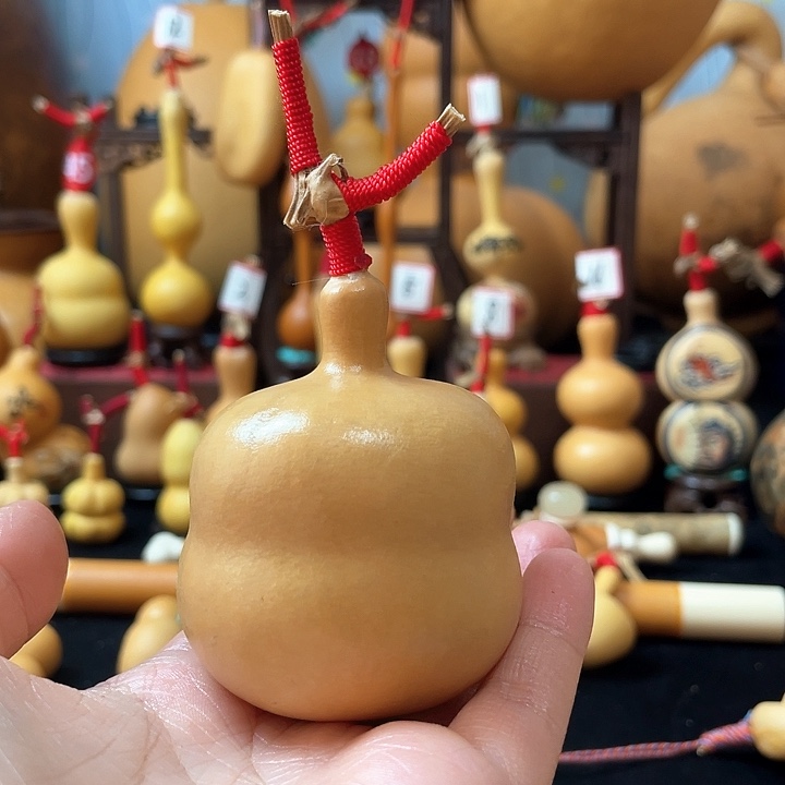 ?葫芦丝和我闺女说他长得