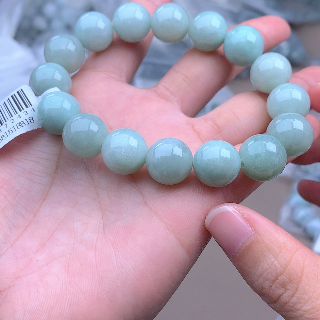 未镶嵌手串定制翡翠