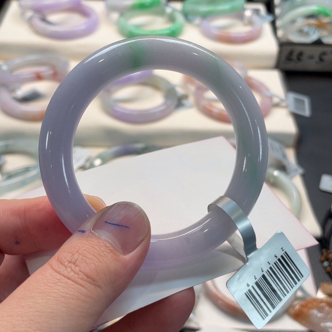 翡翠未镶嵌手镯145号 55圆条 有纹