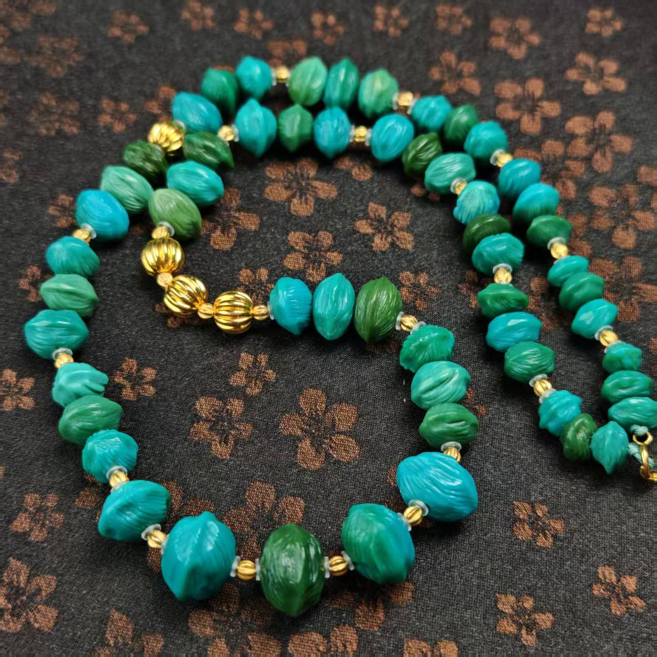 【珺笙珠宝】原矿高瓷镶嵌18K金绿松石百香籽项链S7000210053069