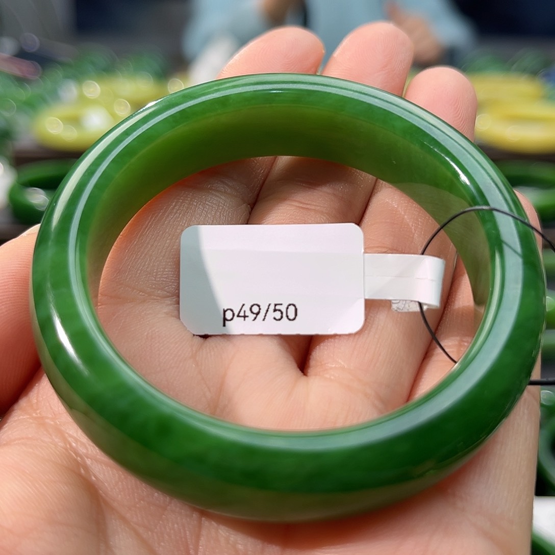 和田玉（碧玉）手镯未镶嵌