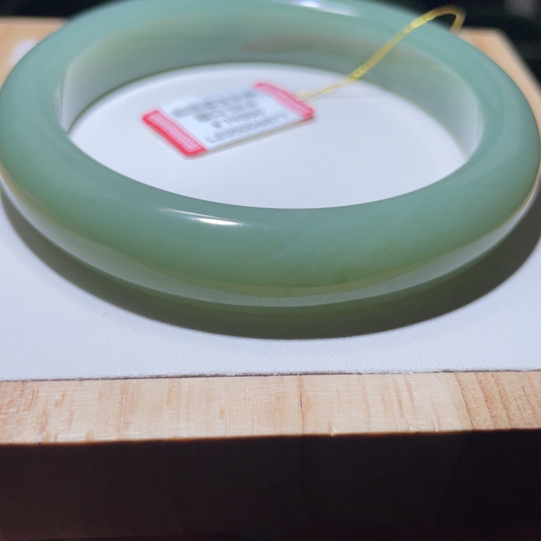 和田玉手镯未镶嵌小***叨