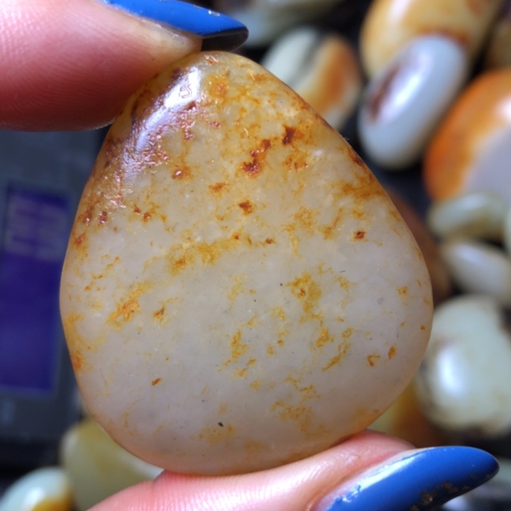 和田玉未镶嵌珠宝奇石