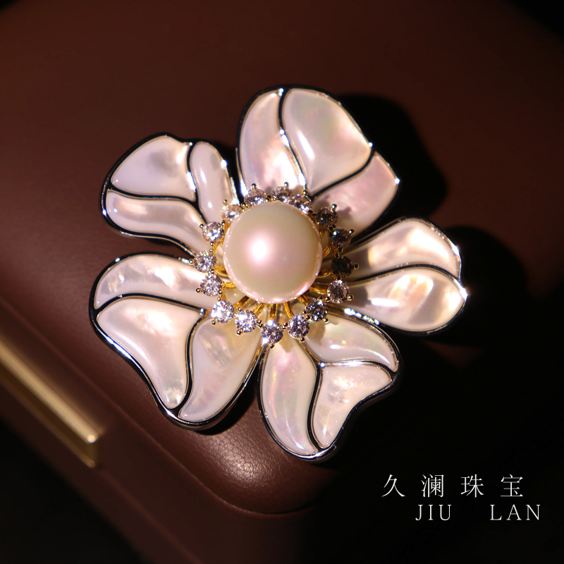 天然淡水珍珠高定胸针珠宝款 铜合金 合成立方氧化锆A0106