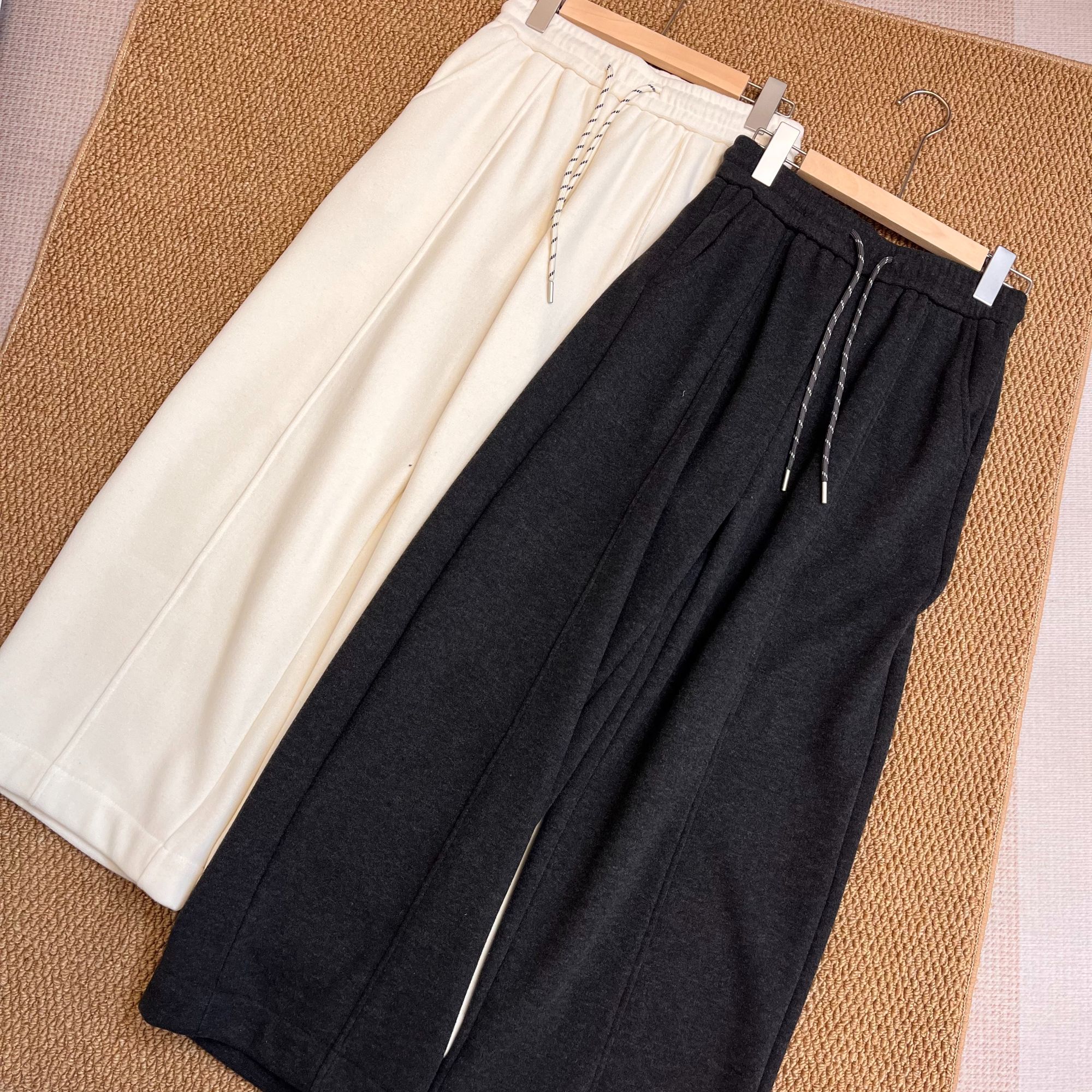 【十一】简约风秋冬女小个子松紧腰直筒裤加绒卫裤