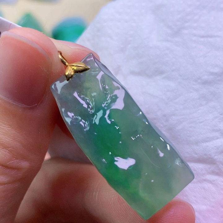 翡翠未镶嵌吊坠(不含链) 1957