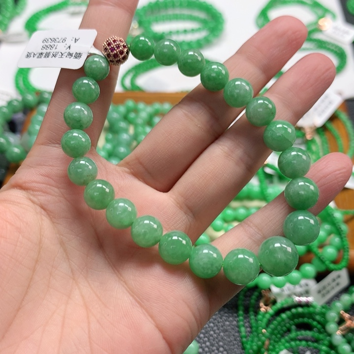 翡翠未镶嵌手链翡翠