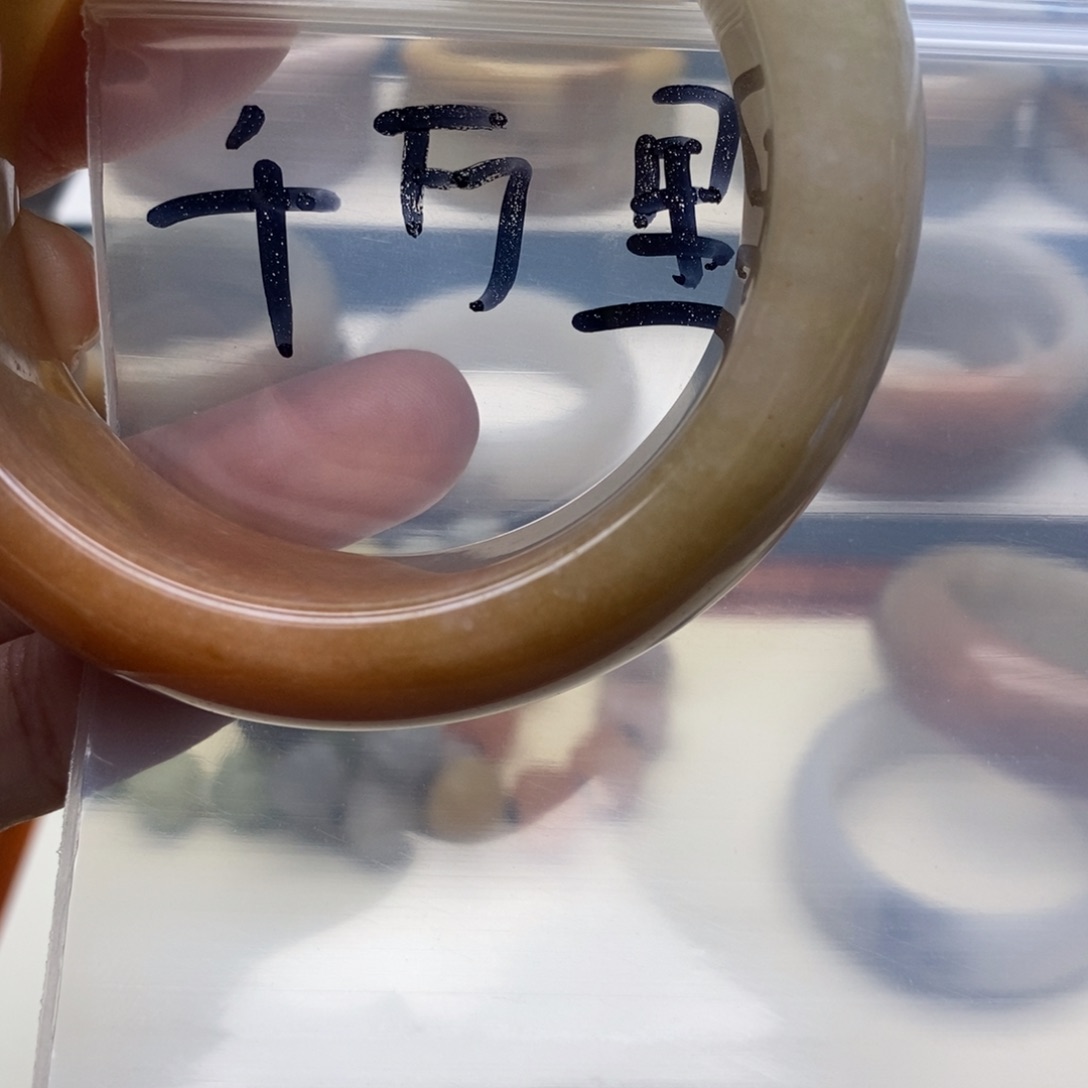 石英质玉手镯未镶嵌千*里