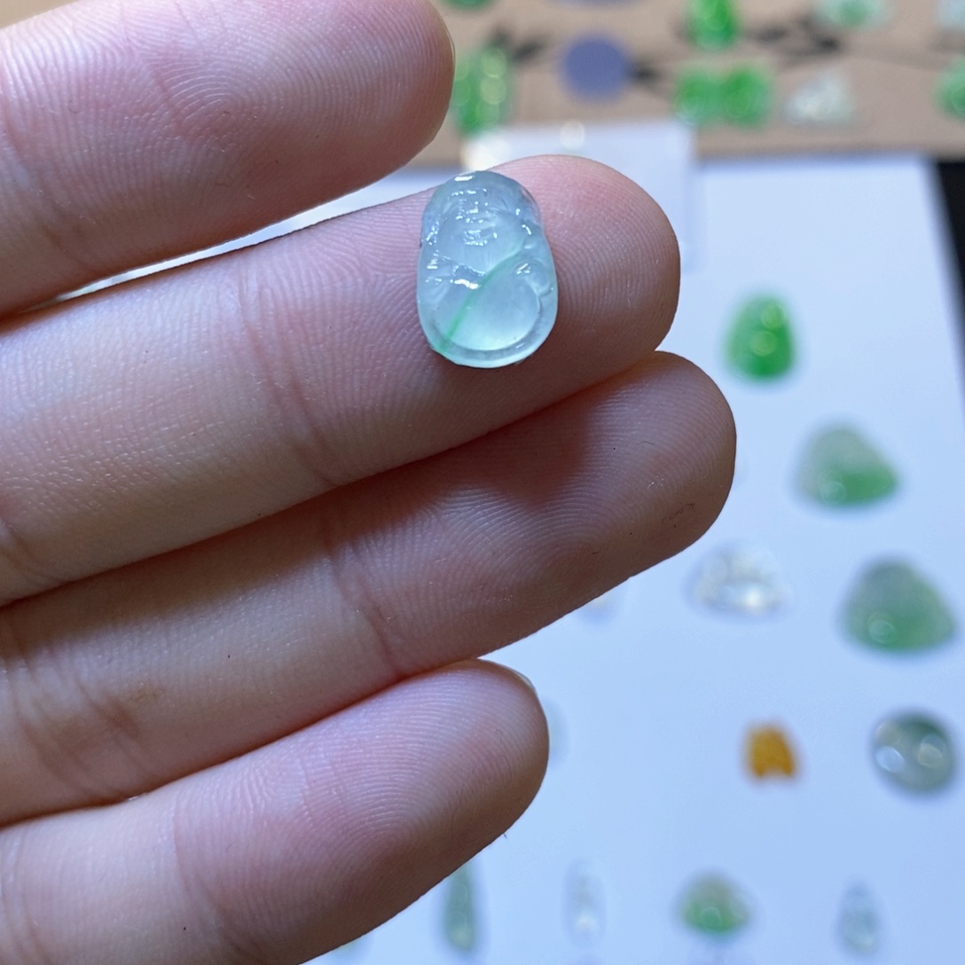 颈饰未镶嵌翡翠天然翡翠A货财神