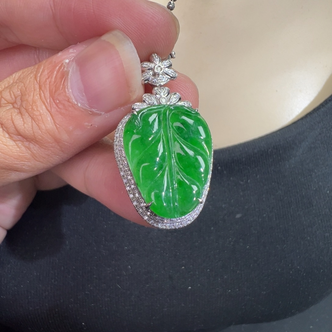 翡翠18K金镶嵌吊坠(不含链)