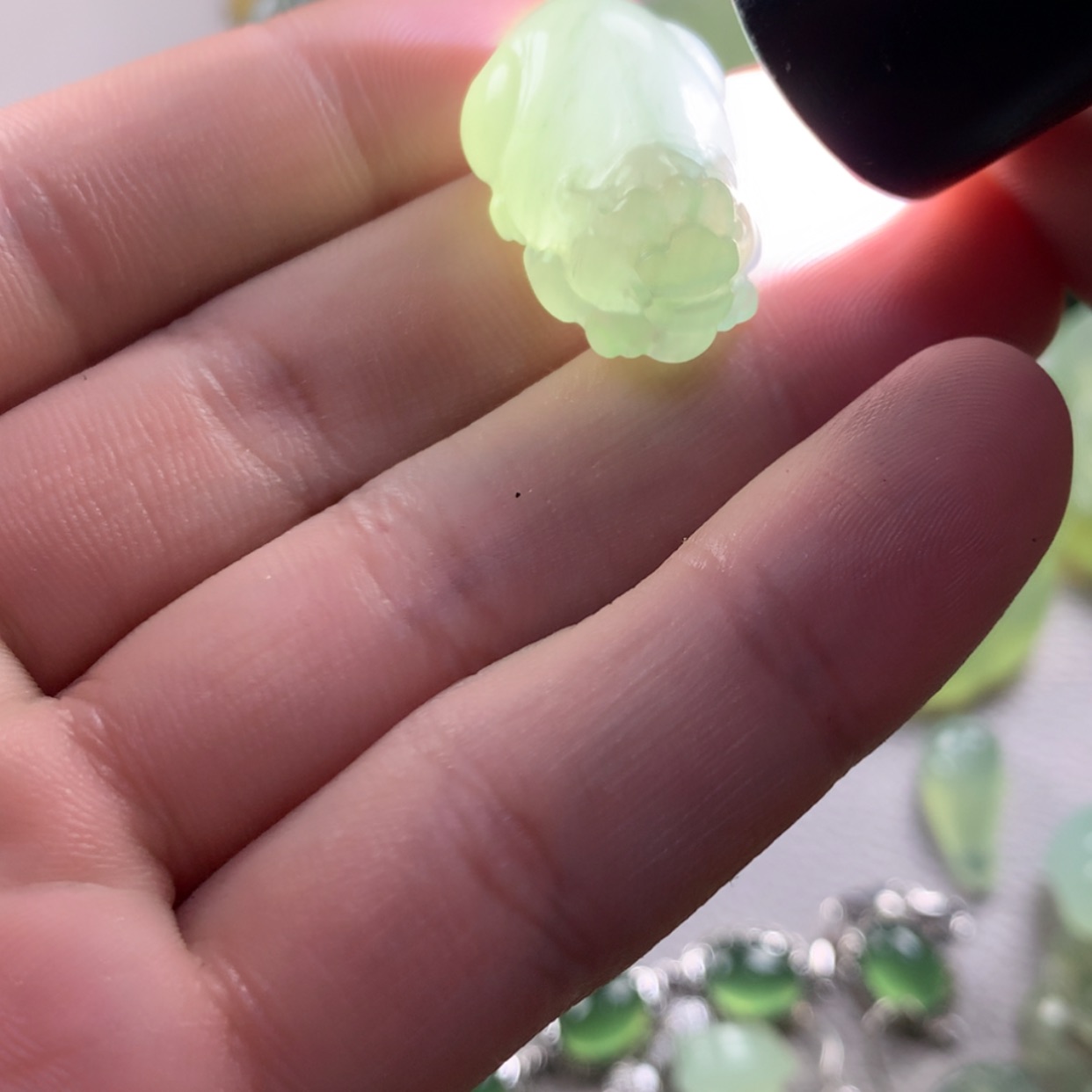 【闪购商品】蛇纹石玉岫玉未镶嵌