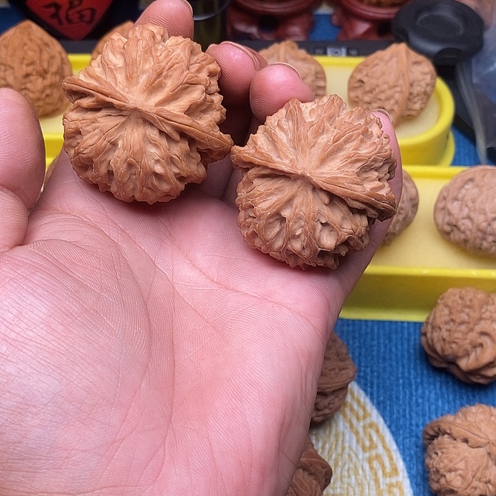 ****农核桃手串/手链苹果园47尺