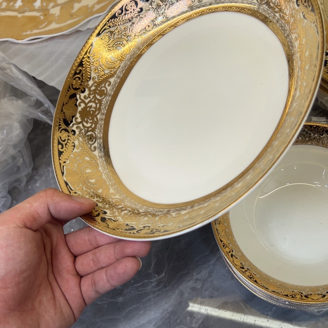 瓷片9寸深菜盘两个一单尾单