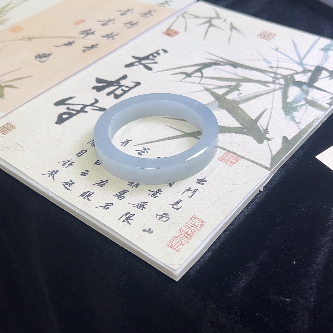 安***⁰定制翡翠未镶嵌天然缅甸翡翠手镯