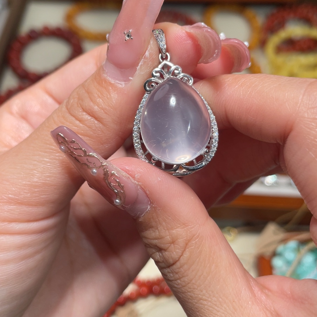 水晶吊坠(不含链)未镶嵌吊坠