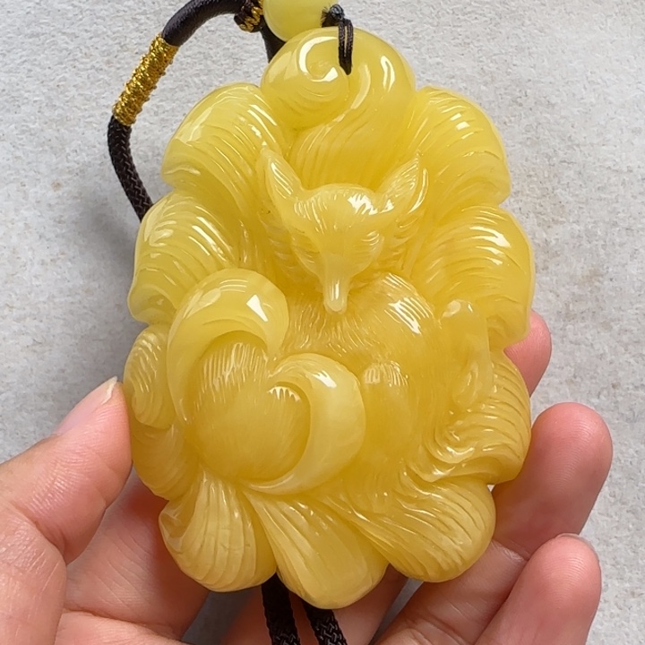未镶嵌蜜蜡珠宝奇石