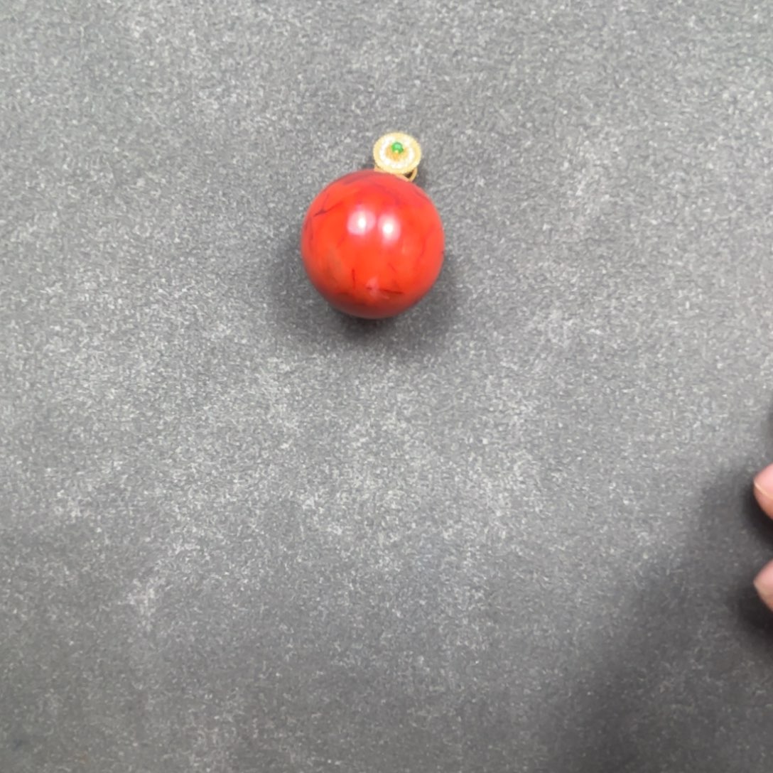 南红玛瑙颈饰合金蝈**号