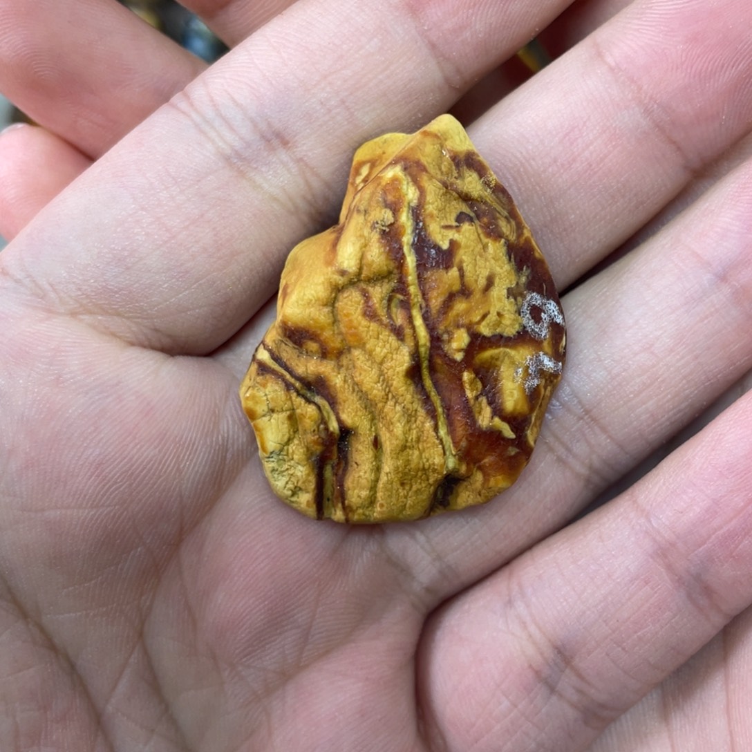 定制琥珀天然琥珀