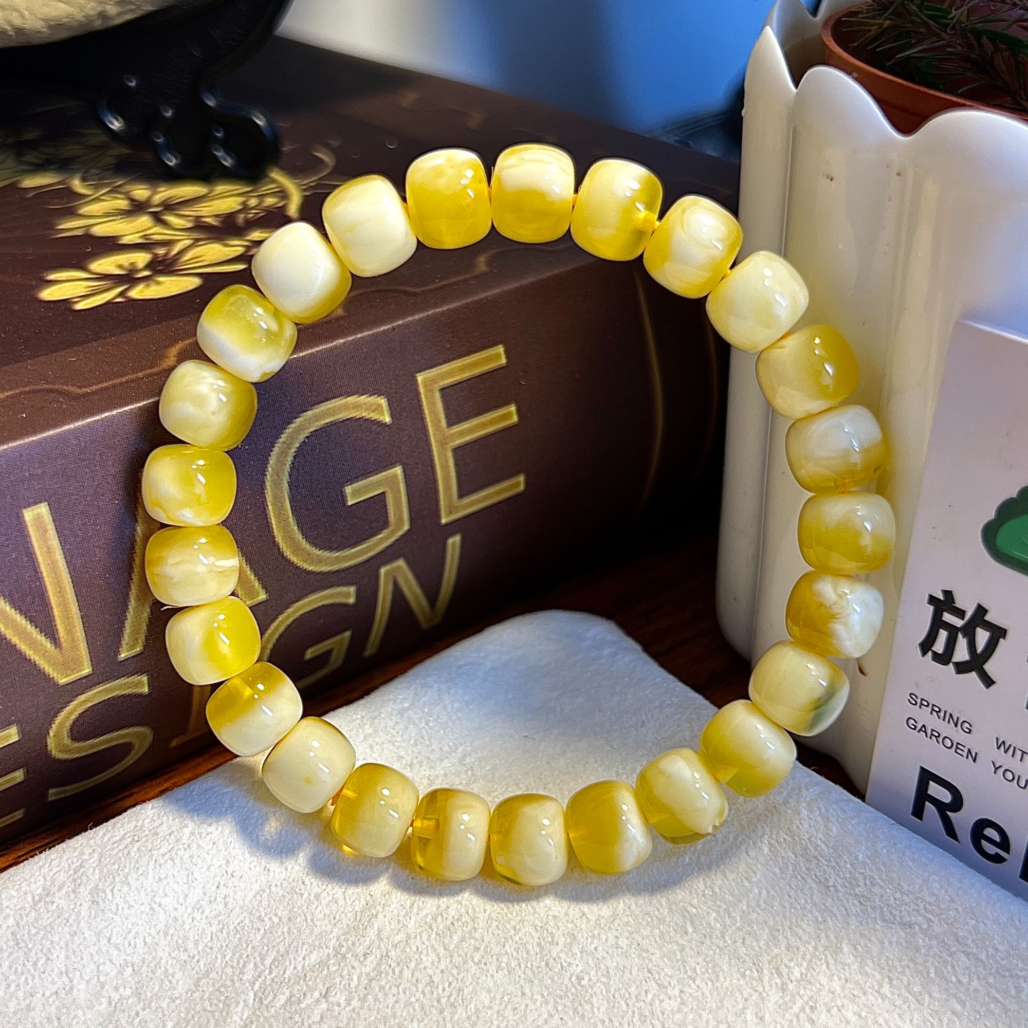 9m 俄料金瓷白蜜蜡浓蜡聚宝盆金白分明精工老型手串 性价比 10.5g