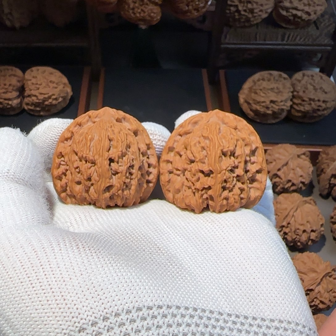 文玩核桃把件42尺全品南疆石