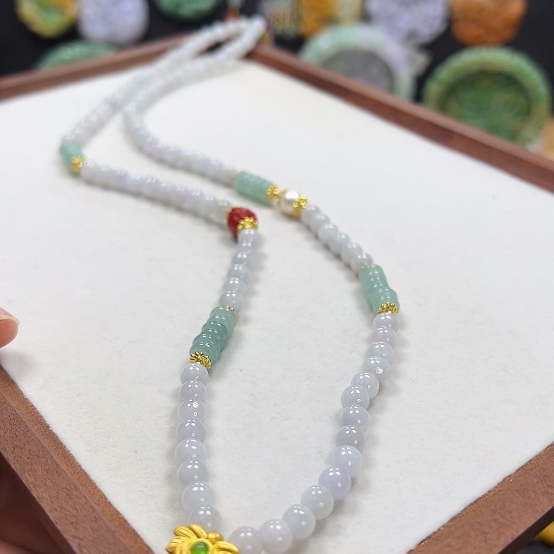 翡翠未镶嵌颈饰项链