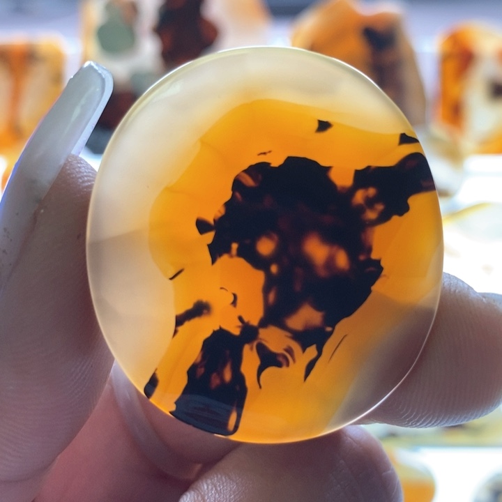 玛瑙/玉髓颈饰未镶嵌