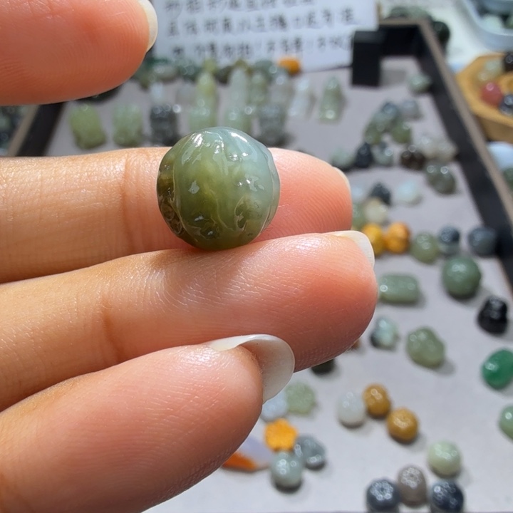 未镶嵌和田玉珠宝半成品