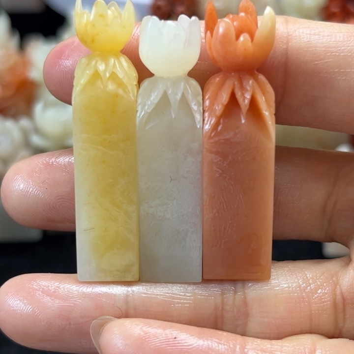 老挝石。。。、，。。。。。。