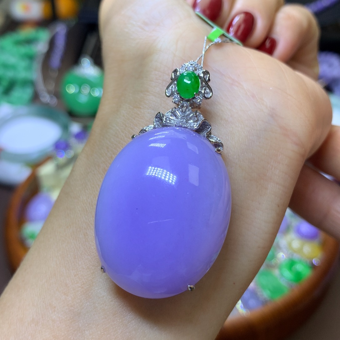 【闪购商品】翡翠颈饰18K金镶嵌翡翠