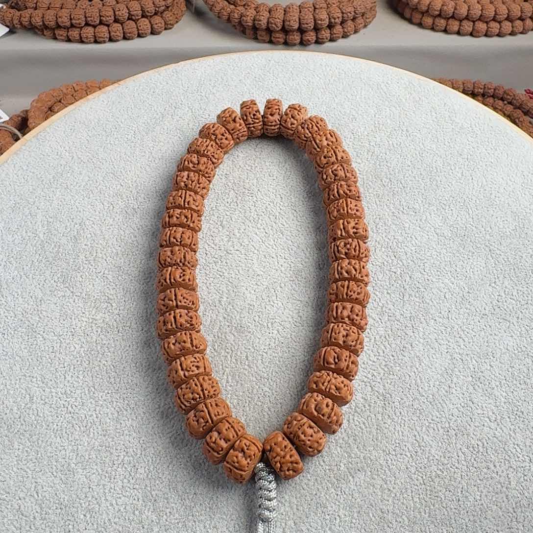 金刚菩提吊坠14薄切老树王