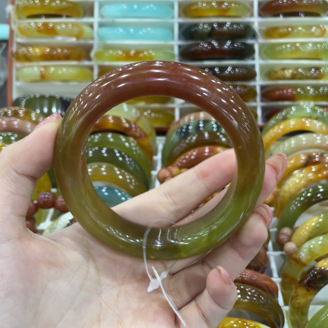 f***e蛇纹石玉未镶嵌手镯