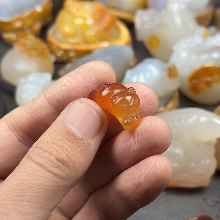 玛瑙/玉髓摆件未镶嵌逍*玩