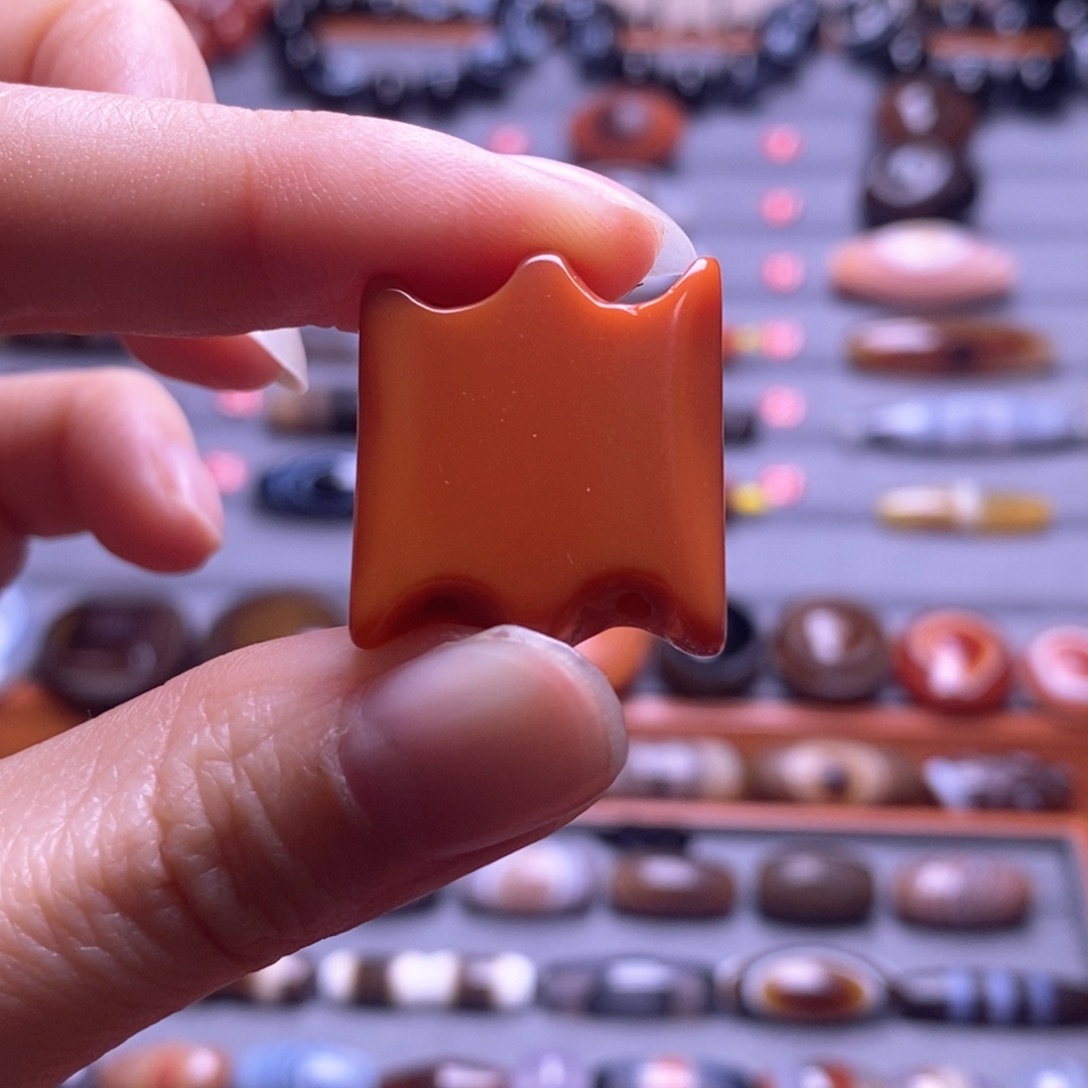 玛瑙/玉髓颈饰未镶嵌爱*堂