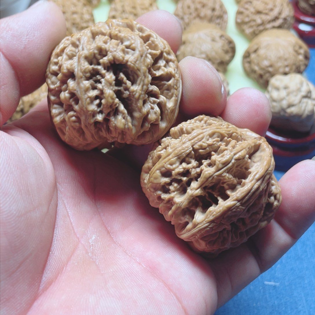 文玩核桃把件謝*粗筋