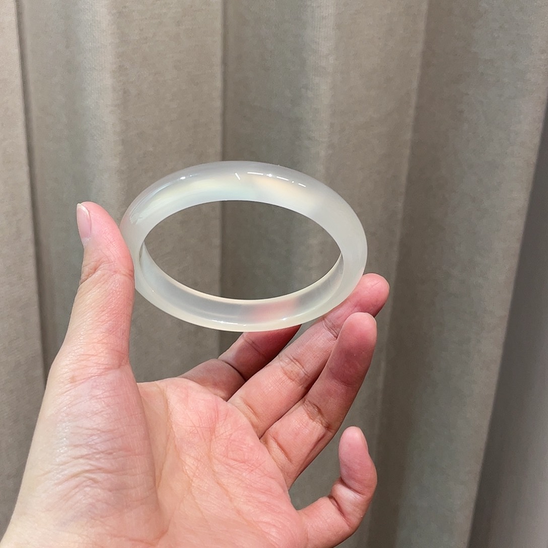 玛瑙/玉髓手镯未镶嵌阿*黎