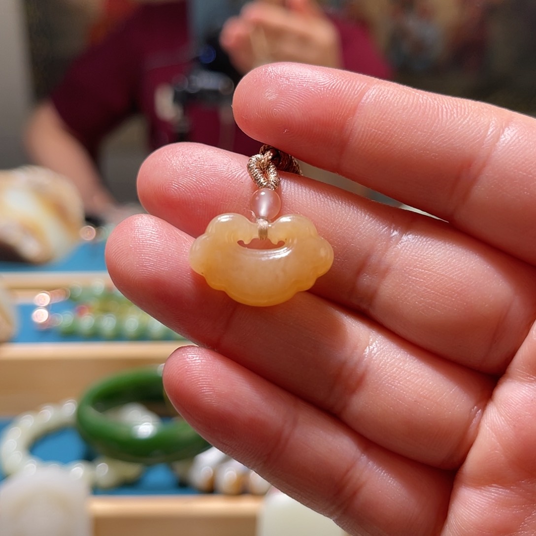 和田玉未镶嵌吊坠(不含链)