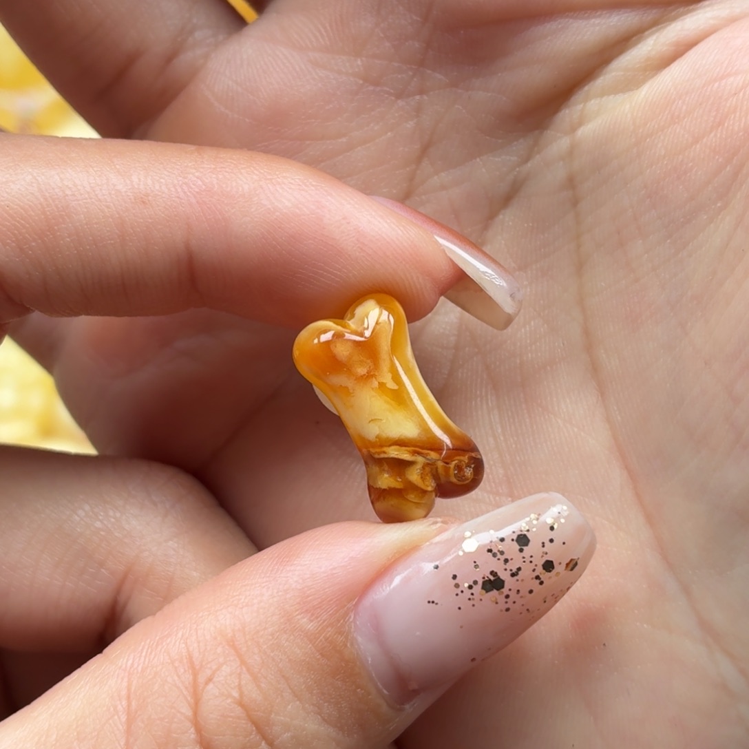 琥珀未镶嵌裸石蜜蜡