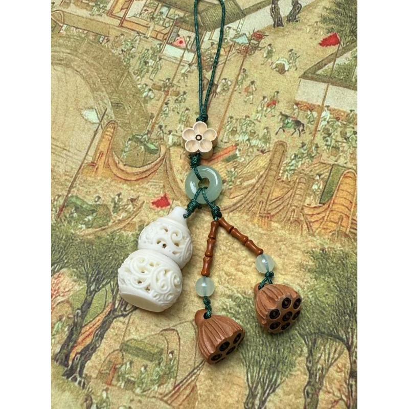 S0591-象牙果葫芦+莲蓬手机挂件