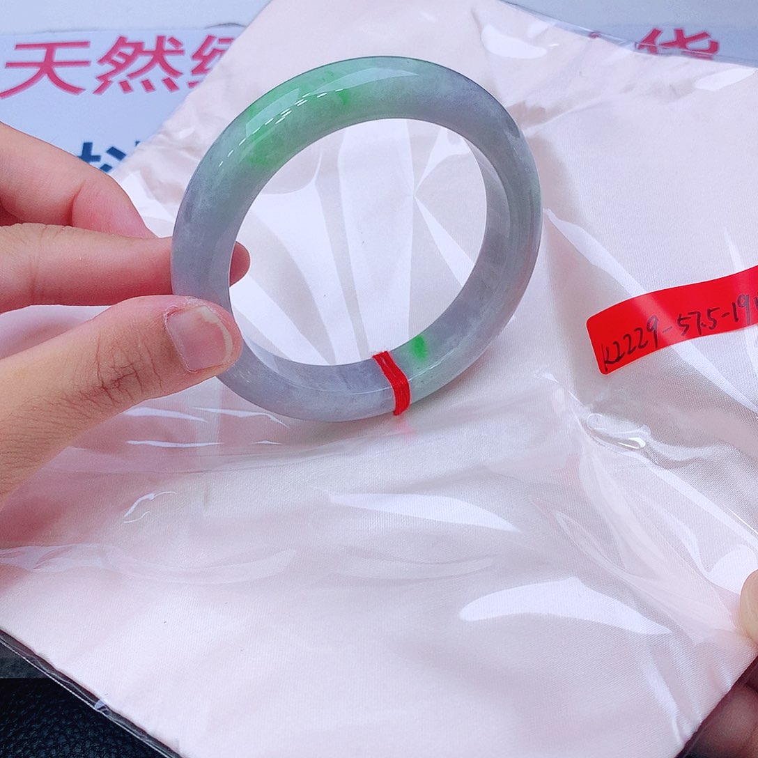 未镶嵌手镯翡翠翡翠