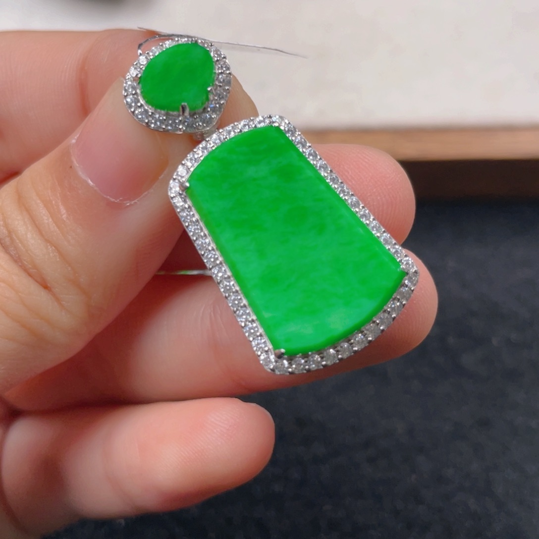 翡翠颈饰银S925镶嵌b n n n