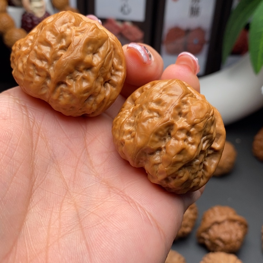 文玩核桃把件蛤蟆头