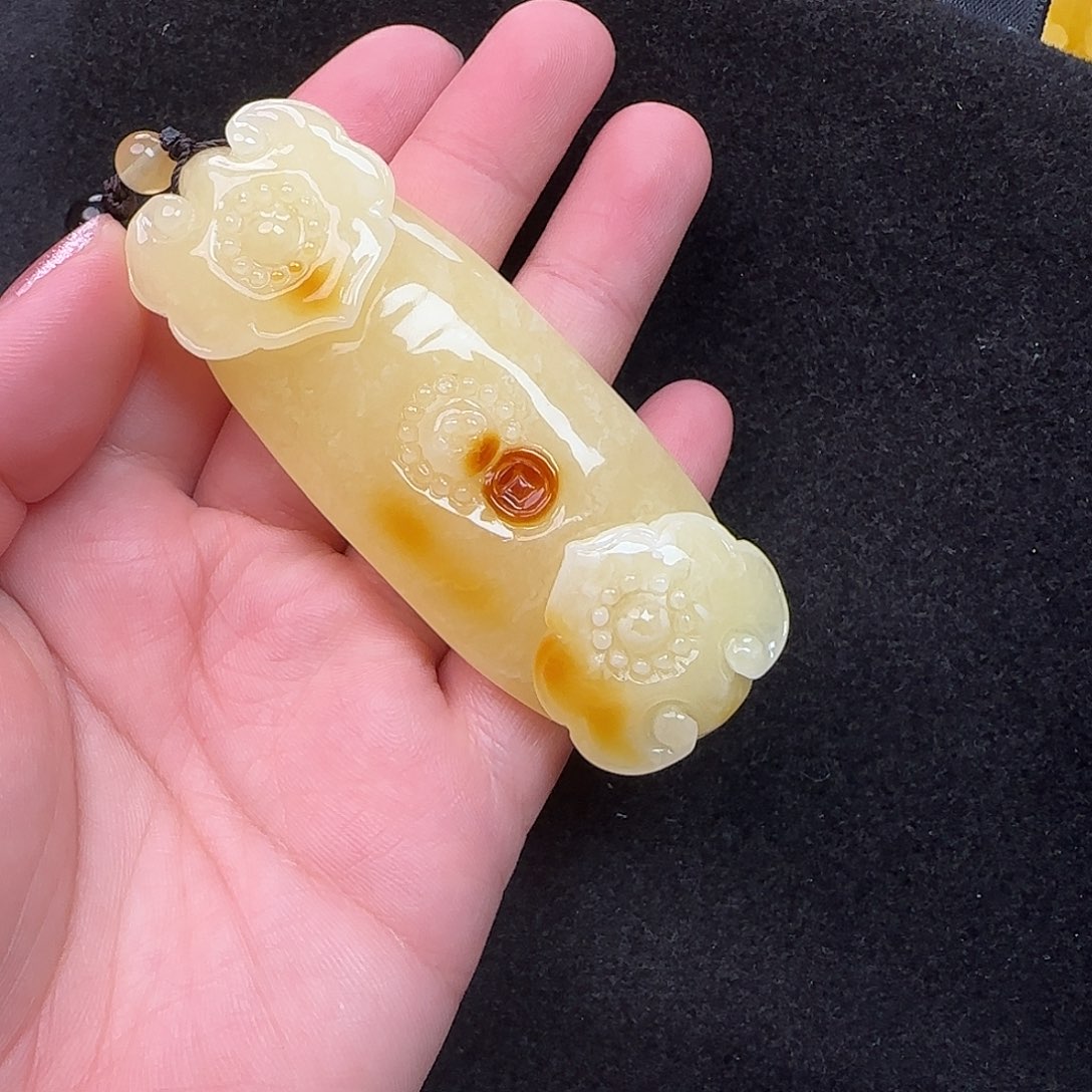 蜜蜡未镶嵌珠宝奇石